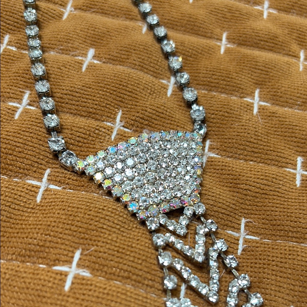 Elegant Silver Necklace
